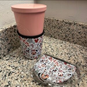 16oz - 18oz cup Sleeve- Disney Christmas